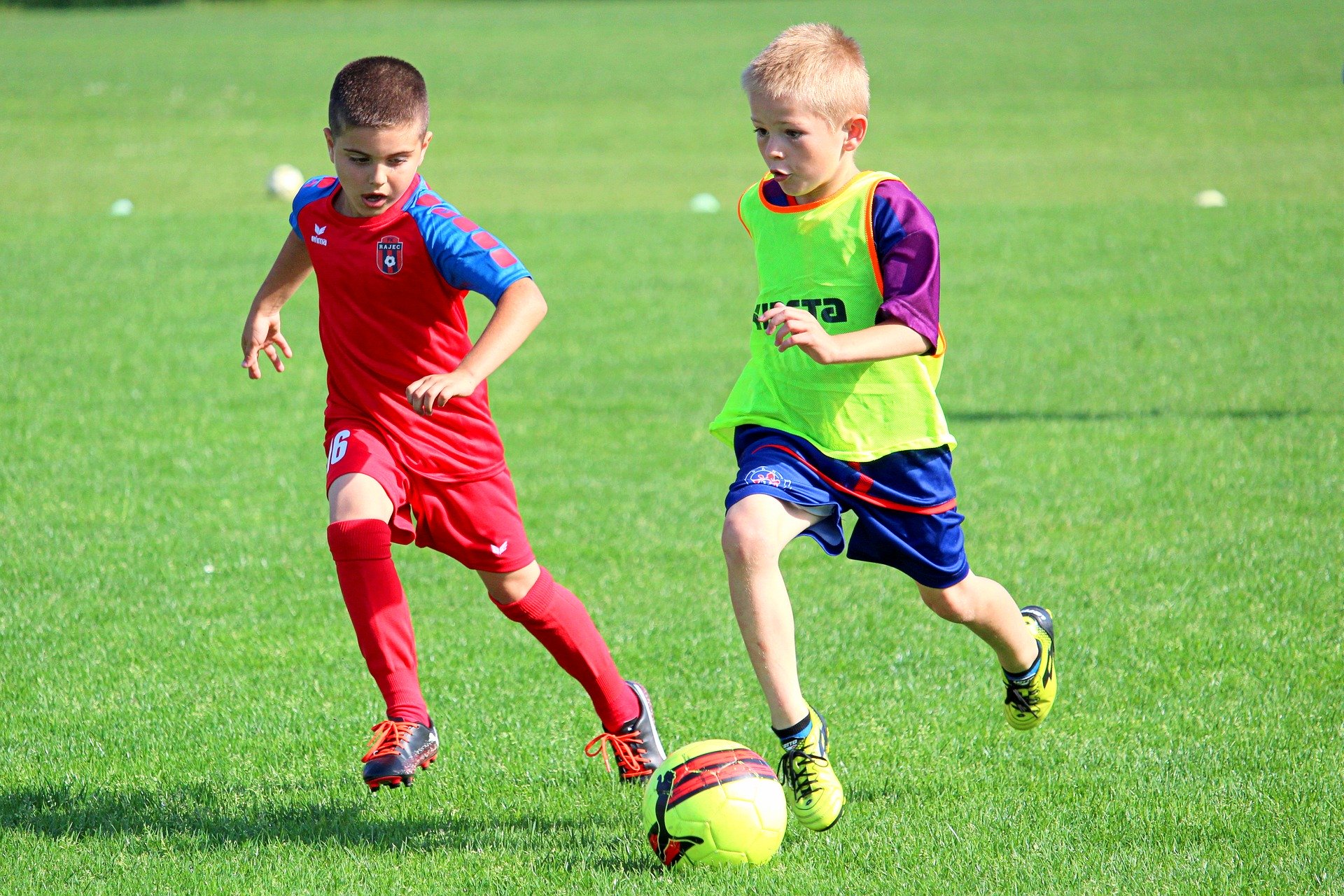 football-3828278_1920